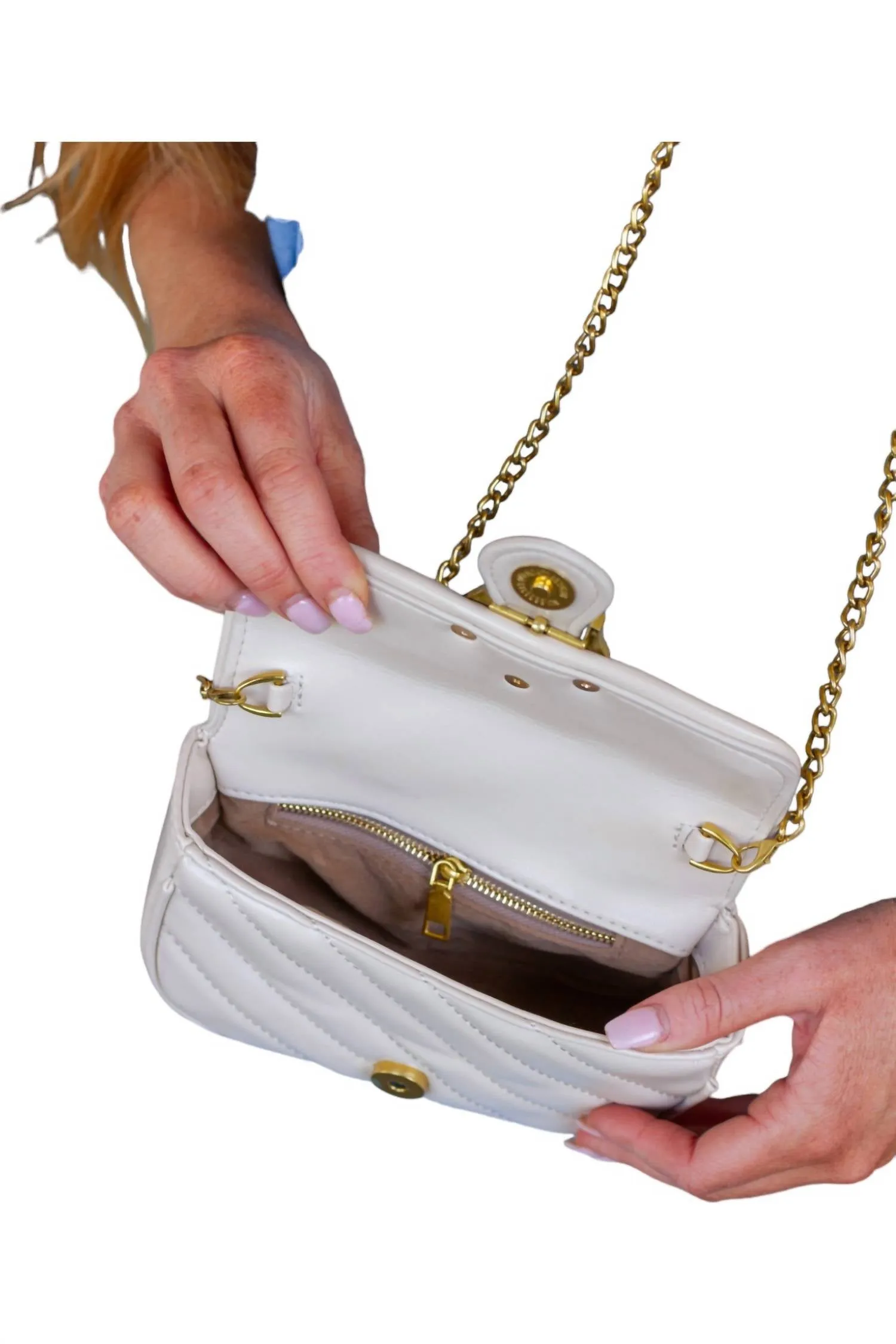 123 Amore - Women's Classic Beauty Quilted Clutch Bag
