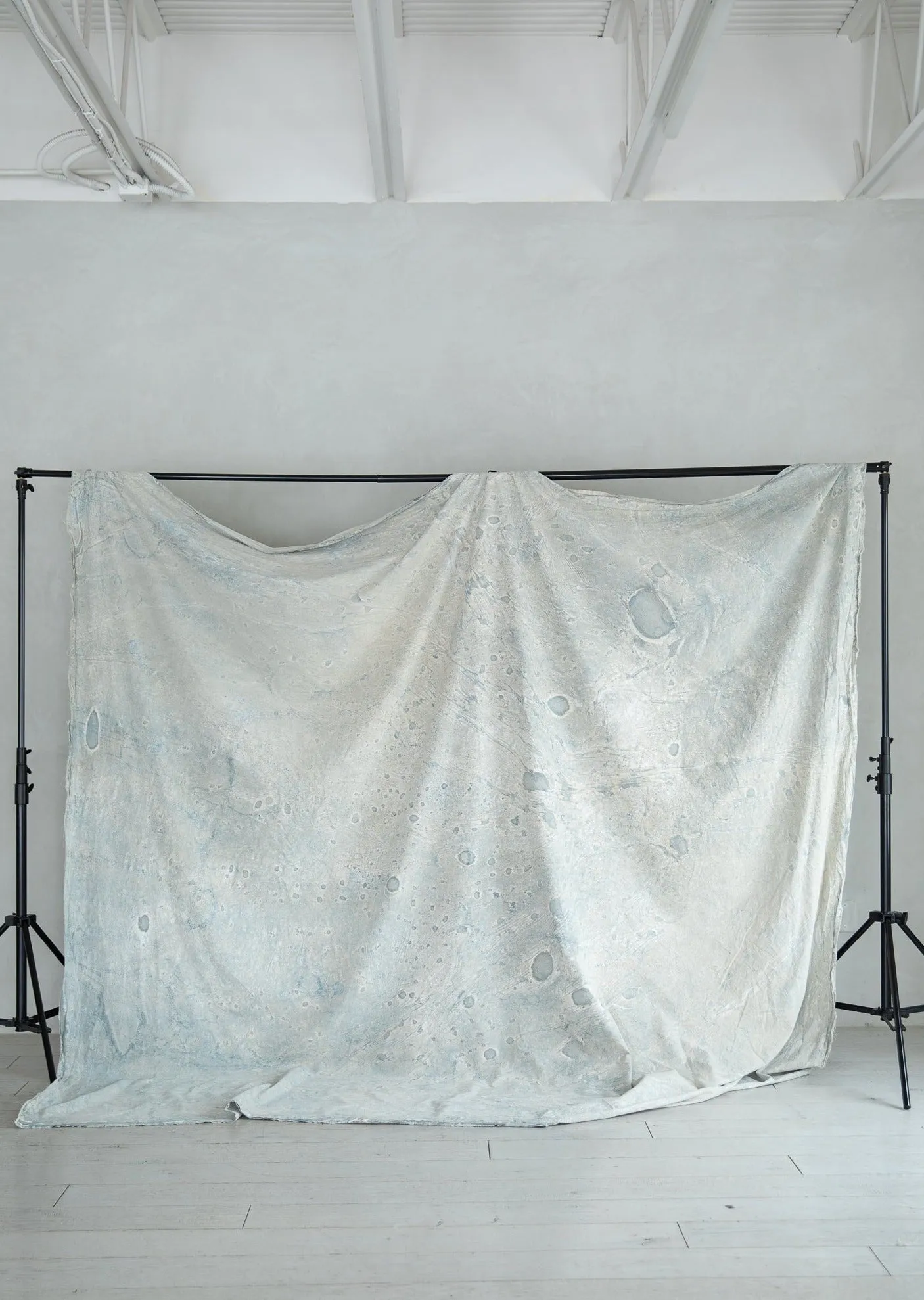Arctic Giant #0803 XL Hand Painted Muslin Backdrop