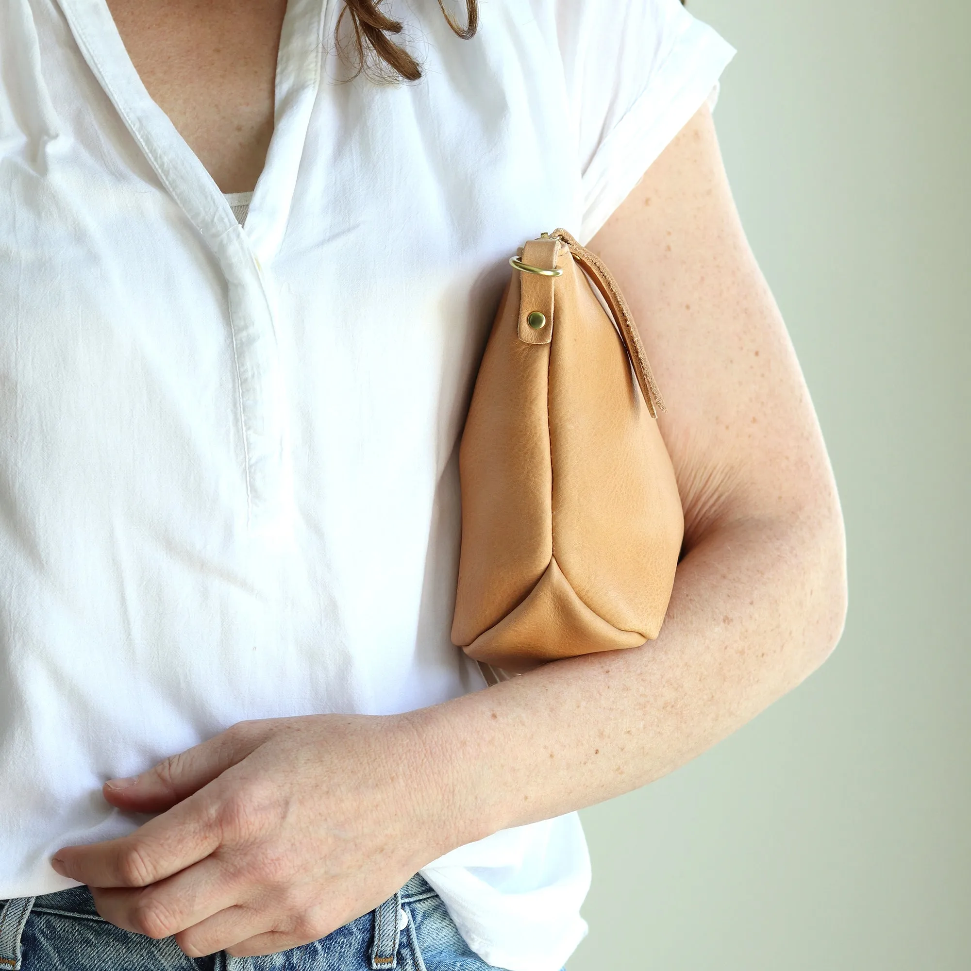 Summer Seconds Sale - Small Leather Convertible Crossbody Clutch Bag - Beige No. 5